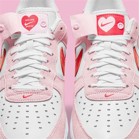 Nike valentine shoes 2024